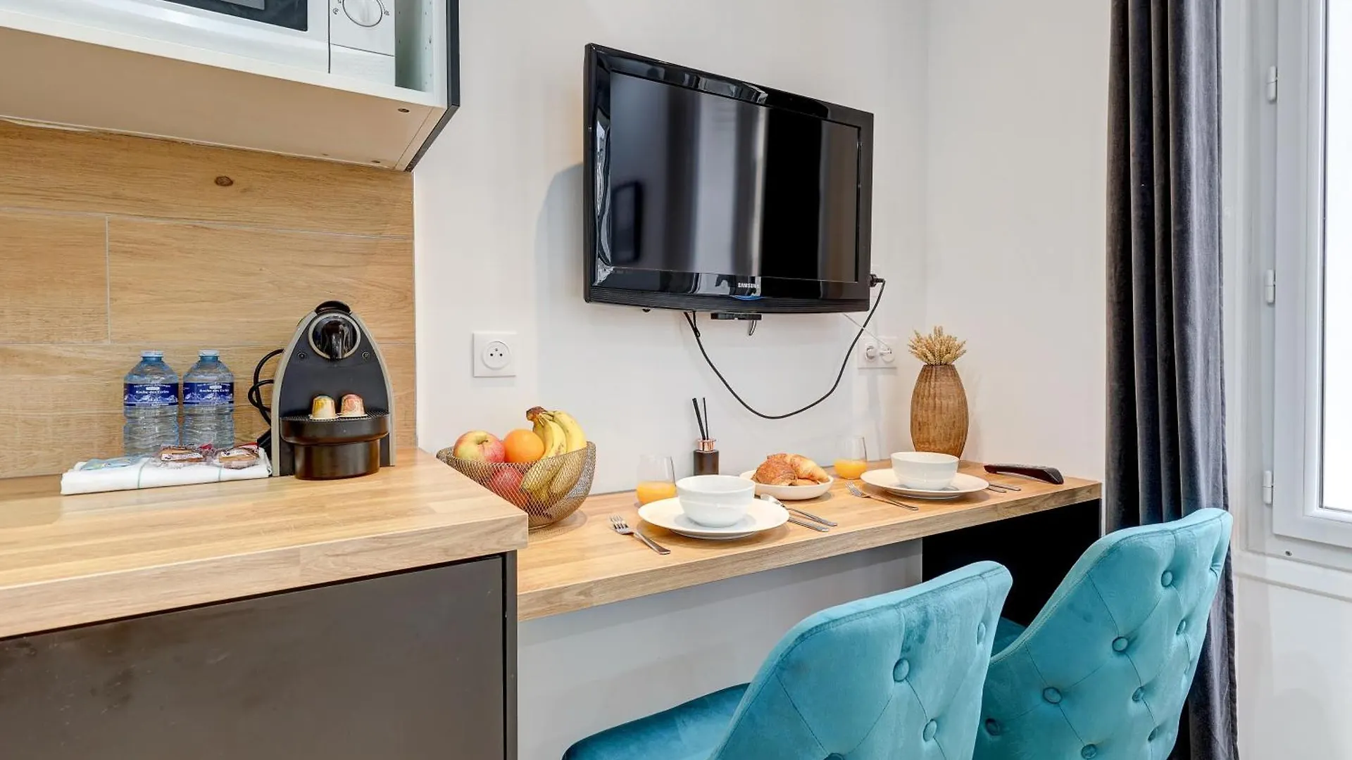 Residence Sur Les Champs Elysees Paris Apartment