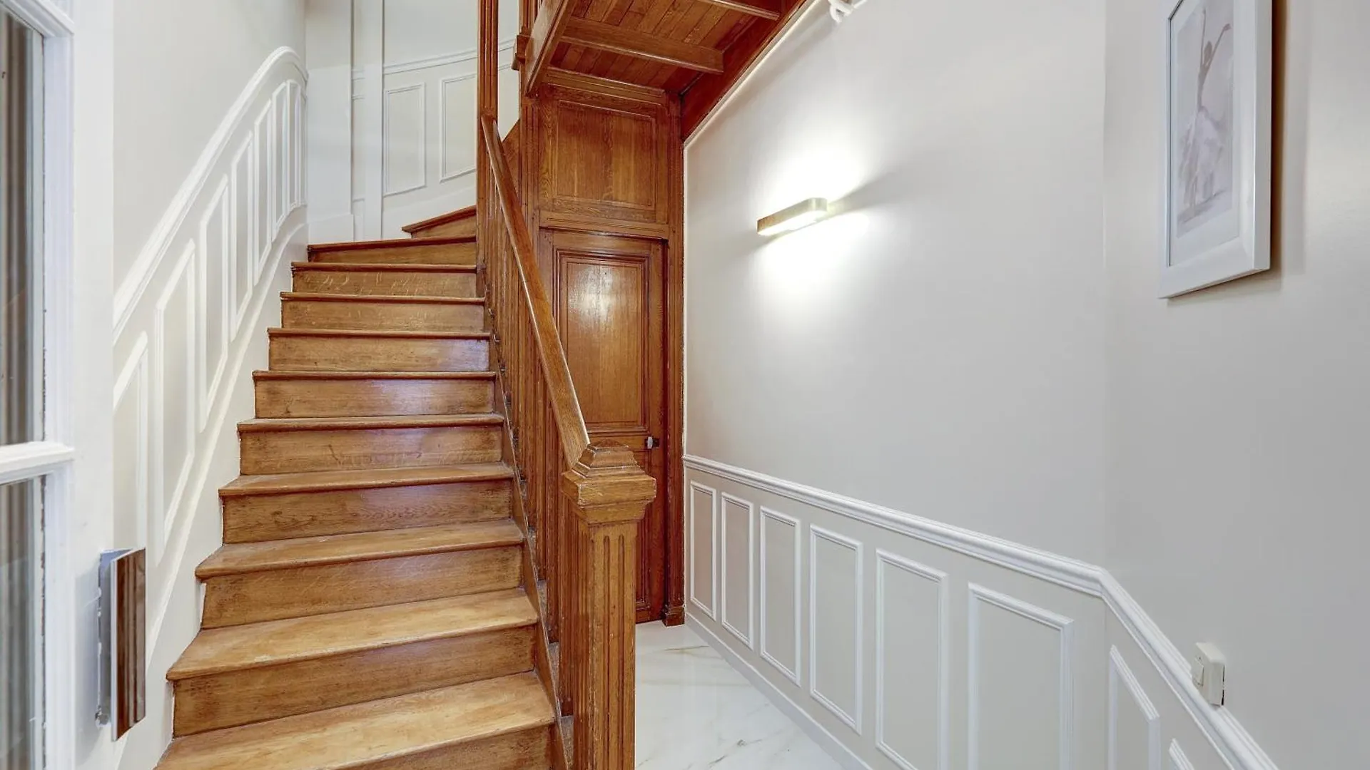 Residence Sur Les Champs Elysees Paris 0*,  France
