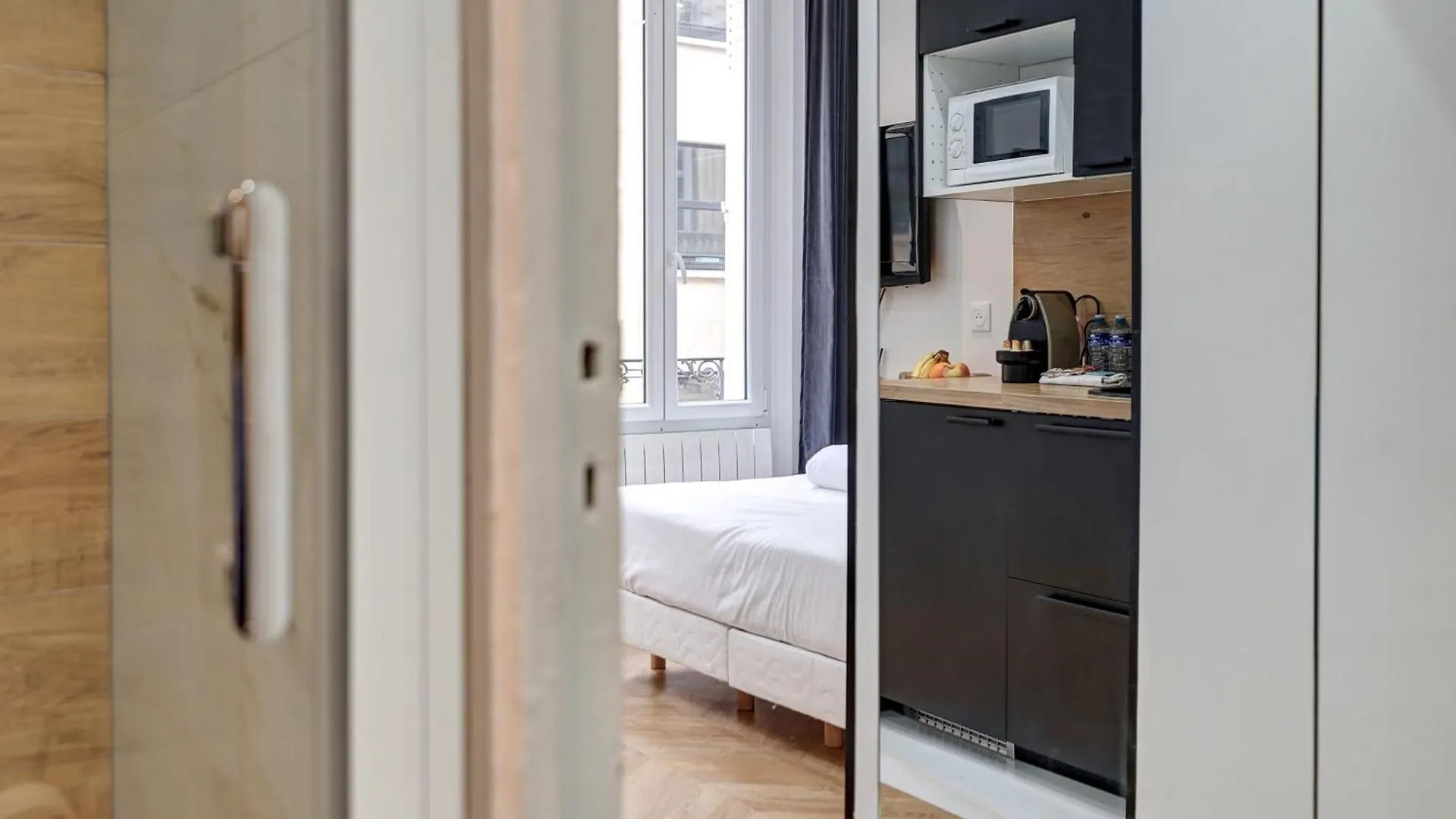 Apartment Residence Sur Les Champs Elysees Paris